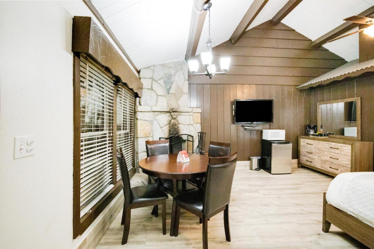Arrowhead Tree Top Lodge Lake Arrowhead Ngoại thất bức ảnh